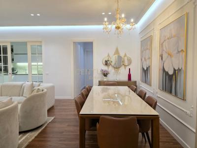 Rruga e Kavajës, Tirana, Albania