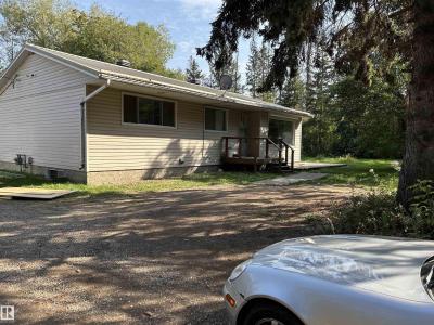 9815 210 STREET NW, Edmonton, Alberta T5T 5X9, Canada