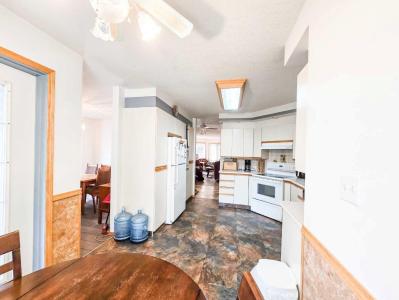 4918 5 AVENUE, Edson, אלברטה T7E 1T3, קנדה 