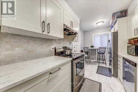 275 MANSE ROAD, Toronto (west Hill), 安大略省 M1E 4X8, 加拿大