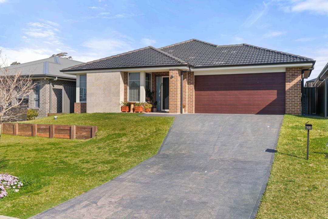 18 Tahnee Street, Sanctuary Point, NSW 2540, Australia