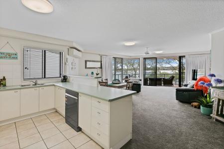 9/12 Picnic Point Esplanade, Maroochydore, QLD 4558, Australia