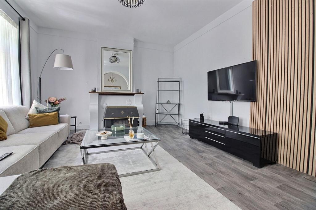 Place Alphonse Lemmens 9, Anderlecht, Belgium