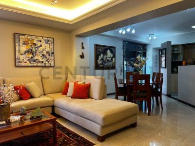 Avenida Tamanaco, Sector Gavilán Conjunto Residencial Mirador, Caracas, Miranda 1083, Venezuela