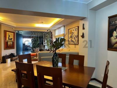 Avenida Tamanaco, Sector Gavilán Conjunto Residencial Mirador, Caracas, Miranda 1083, Venezuela