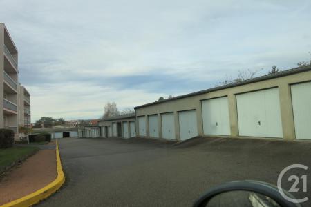 Montlucon, Auvergne 03100, Pháp