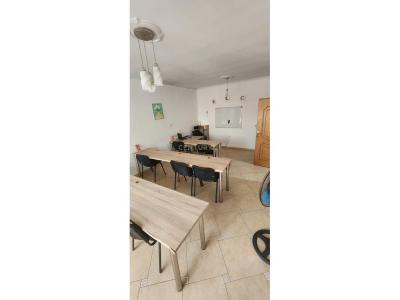 Oxhaku, Tirana, Albania