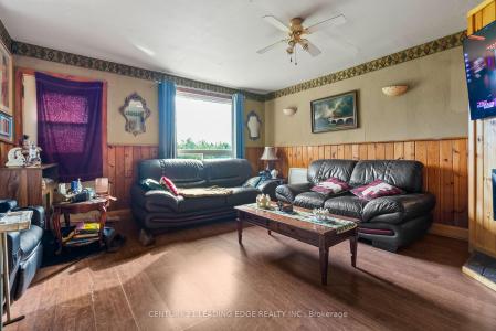 381 BURNT RIVER ROAD, Kawartha Lakes, 安大略省 K0M 1C0, 加拿大