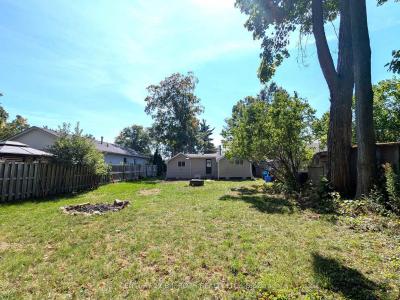 696 HASTINGS AVENUE, Innisfil, Онтарио L9S 1Z3, Канада