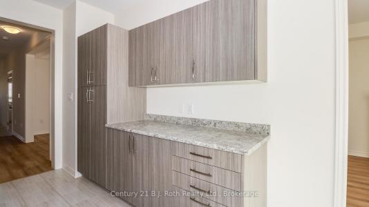 243 MCKENZIE DRIVE, Clearview, אונטריו L0M 1S0, קנדה 