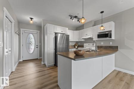 #205 802 12 ST, Cold Lake, Alberta T9M 0A7, Canada