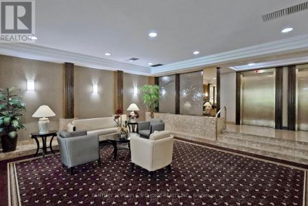 24 HANOVER ROAD, Brampton (queen Street Corridor), 安大略省 L6S 5K8, 加拿大