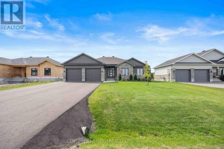 29 WHITETAIL AVENUE, Cornwall, أونتاريو K0C 1P0, كندا 