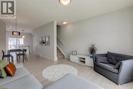 536 CANALS CROSSING SOUTHWEST, Airdrie, Alberta T4B 4L3, Canada