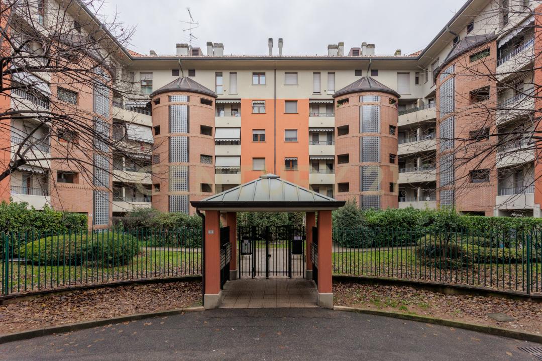 Via Deledda, Vanzago, Lombardia 20043, Italy