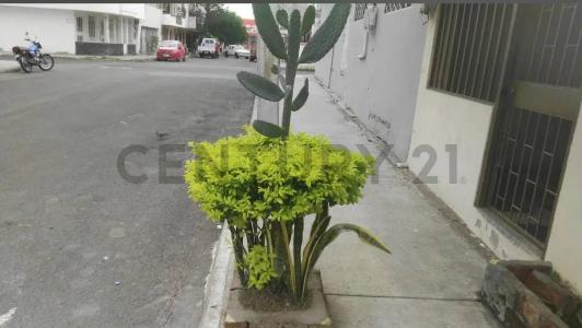 La Aurora - I Etapa 1111, Manta, Manabí 00001, Ecuador