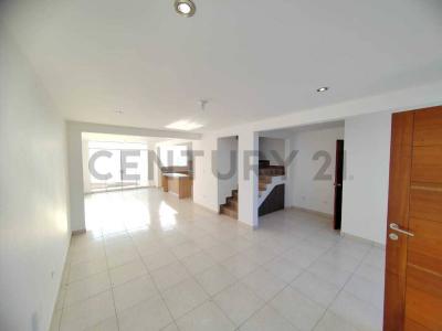 Los Tulipanes Avenida 9 de noviembre D , Camaná, Arequipa 00001, Peru