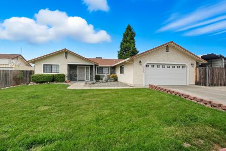 11426 Menlo Way, Redding, Калифорния 96003, Соединенные Штаты