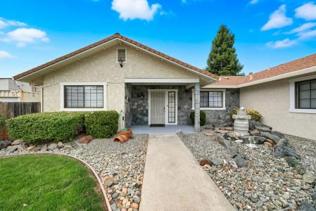 11426 Menlo Way, Redding, Калифорния 96003, Соединенные Штаты