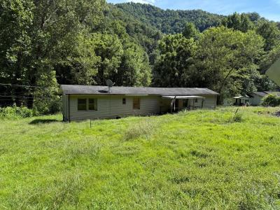 15872 Ky-38, Evarts, Kentucky 40828