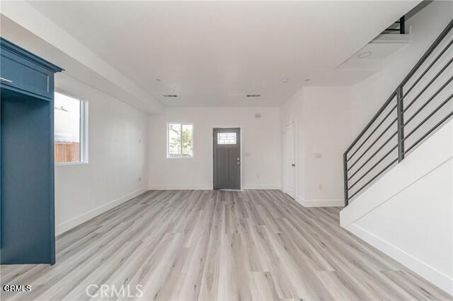 6375 Converse Ave Unit A, Los Angeles, California 90001, HOA KỲ