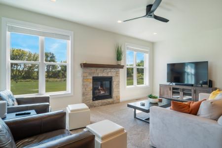 343 Greystone Cir., Plymouth, Wisconsin 53073, Estados Unidos