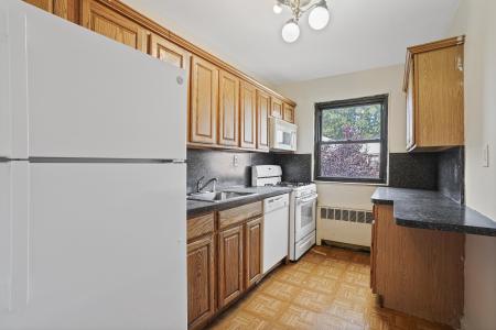 90-55 Shore Parkway Unit 68, Howard Beach, New York 11414