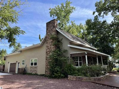 4131 E Rosebush Road, Rosebush, Michigan 48878, Amerika Birleşik Devletleri