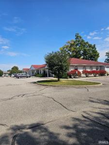 7802 7806 W Jefferson Boulevard, Fort Wayne, Indiana 46804