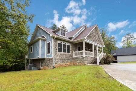 2720 Roberts Bend Rd, Burnside, קנטאקי 42519, ארצות הברית של אמריקה