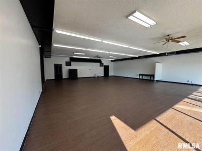 144 N Broad Street, Galesburg, אילינוי 61401, ארצות הברית של אמריקה 