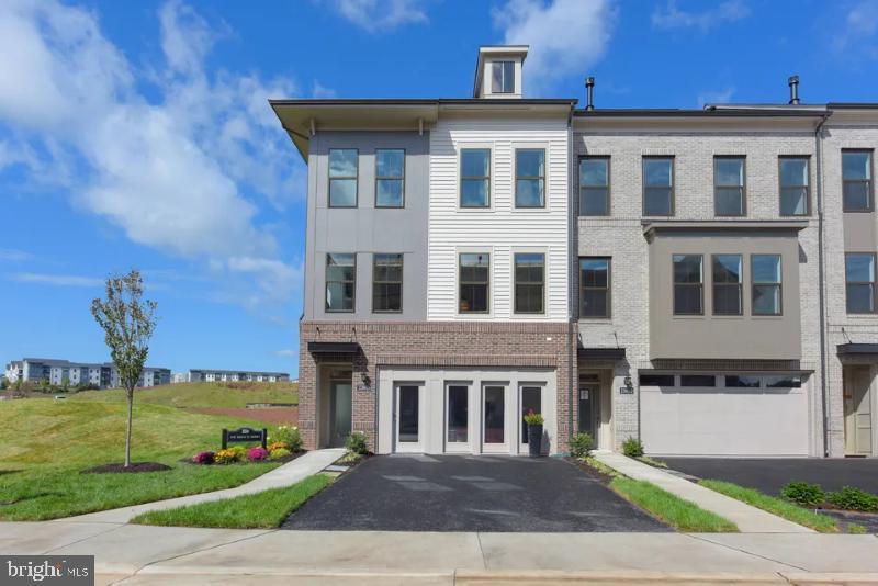 42972 Truman Terrace, Ashburn, וירג'יניה 20148, ארצות הברית של אמריקה