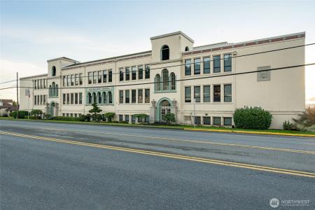 233 S Market Boulevard, Chehalis, Washington 98532