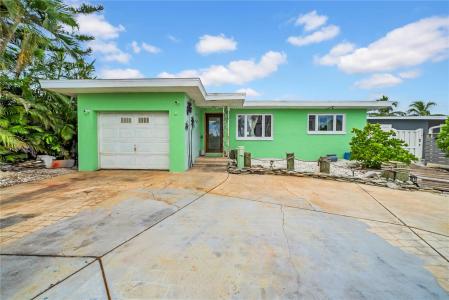 17714 Long Point Dr., Redington Beach, Florida 33708, Estados Unidos