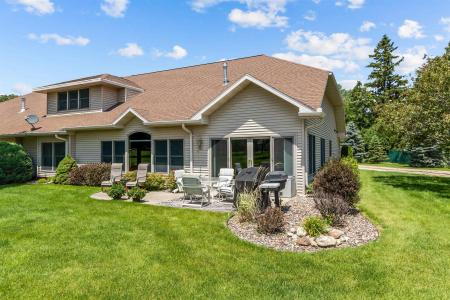 945 Brighton Drive, Menasha, Wisconsin 54952, USA