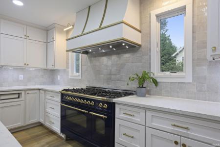 1930 E Rock Creek Drive, Bloomington, Indiana 47401, Stati Uniti