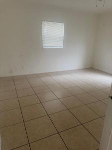 1001 S E Street #2, Lake Worth, 佛罗里达州 33460, 美国