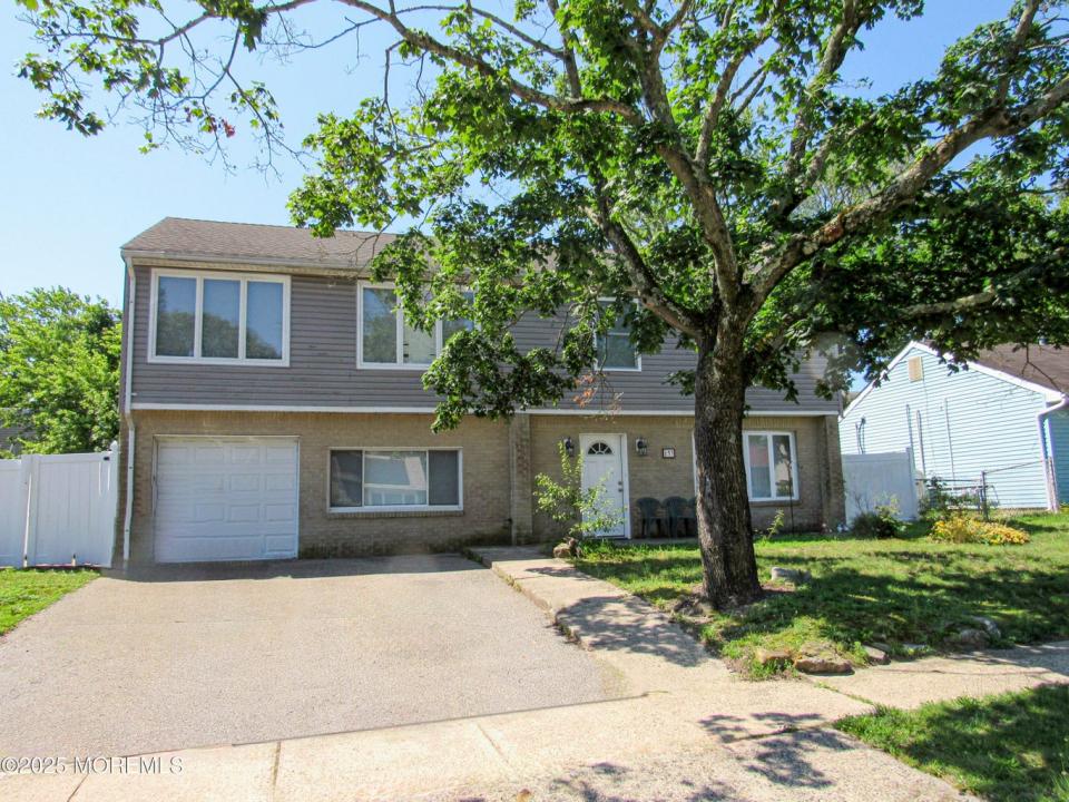 133 Village Dr., Barnegat, New Jersey 08005