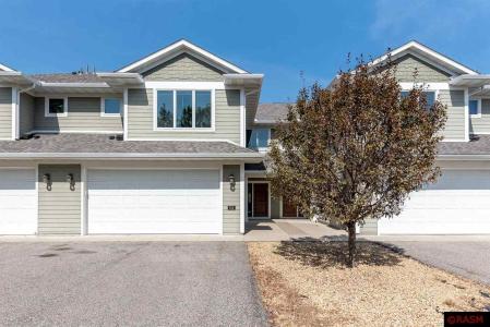 814 Pinnacle Path, Mankato, Minnesota 56001, Estados Unidos