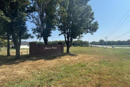 6621 River Bend Drive, Johnston, Iowa 50131, USA