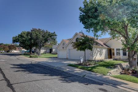 426 Fitch, Kerrville, Texas 78028, Estados Unidos
