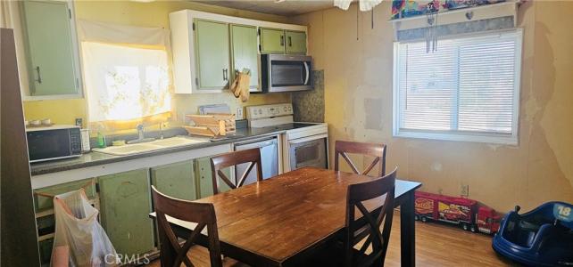 20683 Waalew Road , B145, Apple Valley, California 92307, HOA KỲ