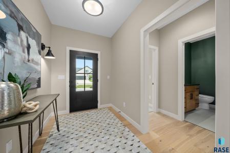 5812 E Rush St, Sioux Falls, South Dakota 57110, USA