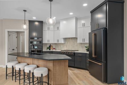 5812 E Rush St, Sioux Falls, South Dakota 57110, USA