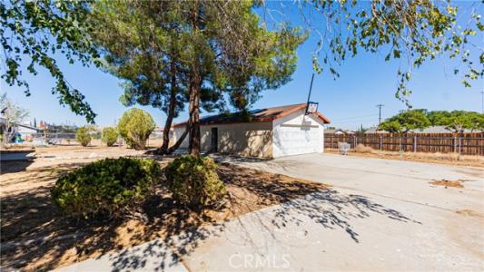 15970 Lindero St, Victorville, 加州 92395, 美國