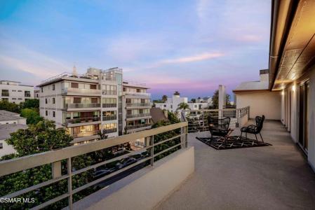 1645 Malcolm Avenue , 302, Los Angeles, California 90024