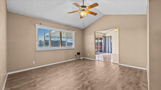 25607 Ash Rd, Barstow, California 92311