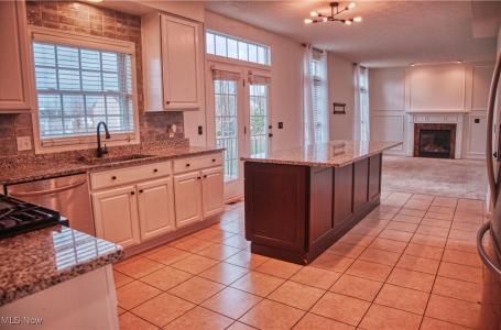 4483 Ridgestone Way, Medina, Ohio 44256, Estados Unidos