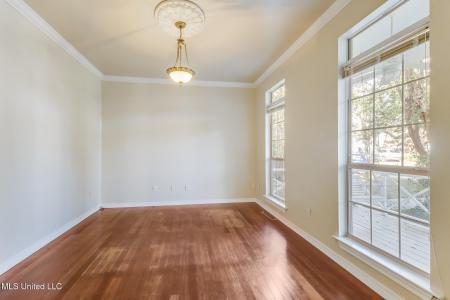 1066 Conley Circle, Ocean Springs, Mississippi 39564