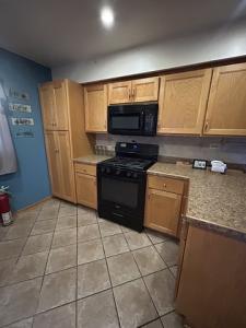 16639 Dobson Ave, South Holland, Illinois 60473